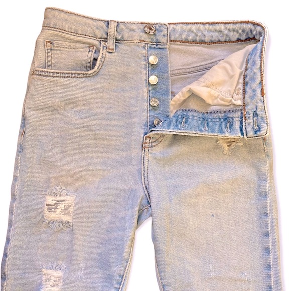 LIKE NEW F21 Premium Highrise Buttonfly Skinny Jeans - Picture 4 of 8